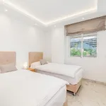 Bright In The Heart Of Puerto Banus Appartement Marbellac